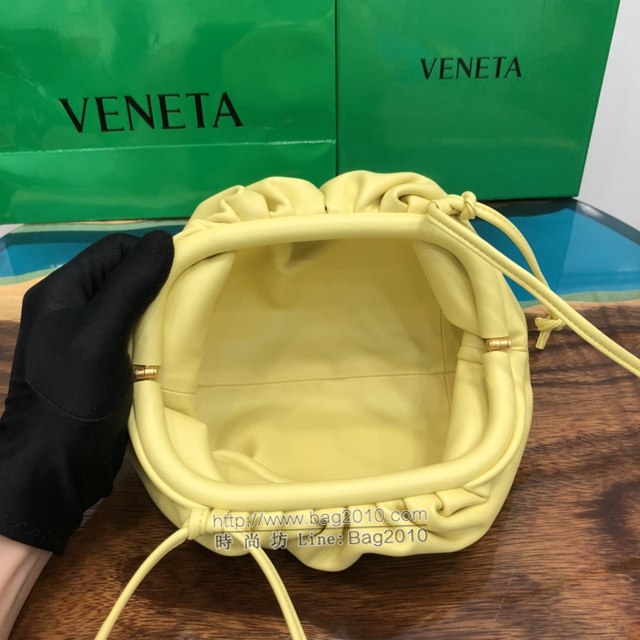 Bottega veneta高端女包 98057 寶緹嘉The pouch雲朵包 BV經典款小號編織女包  gxz1375